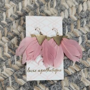 Pink Feather Earrings with‎ Gold Accents